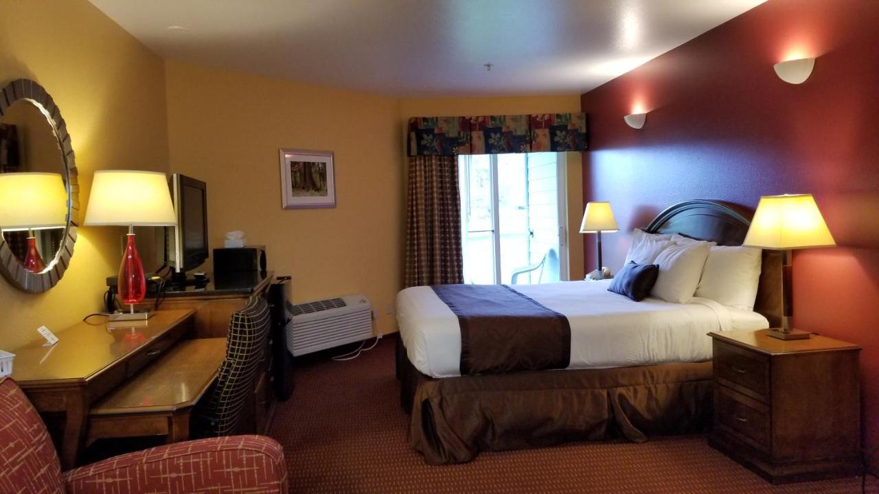 Dew Drop Inn Forks Exterior photo